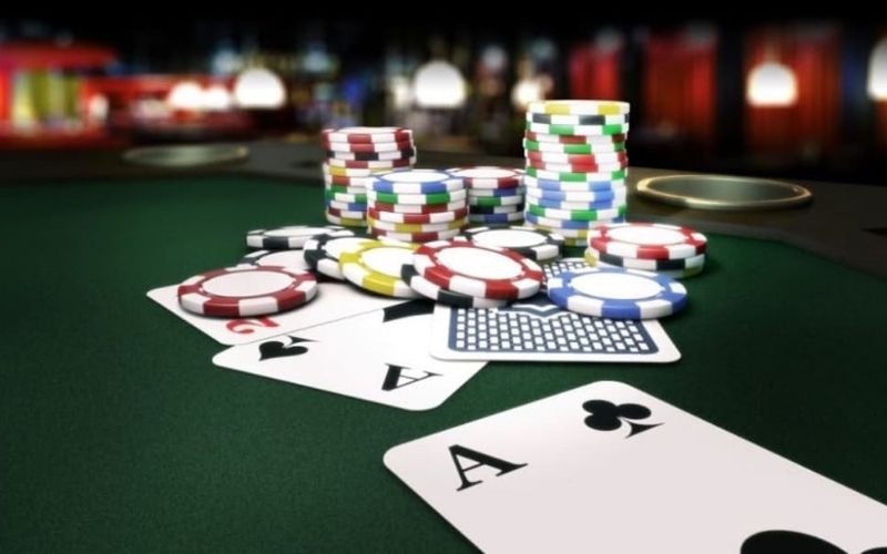 Hướng dẫn chơi Poker tại 8Kbet cơ bản